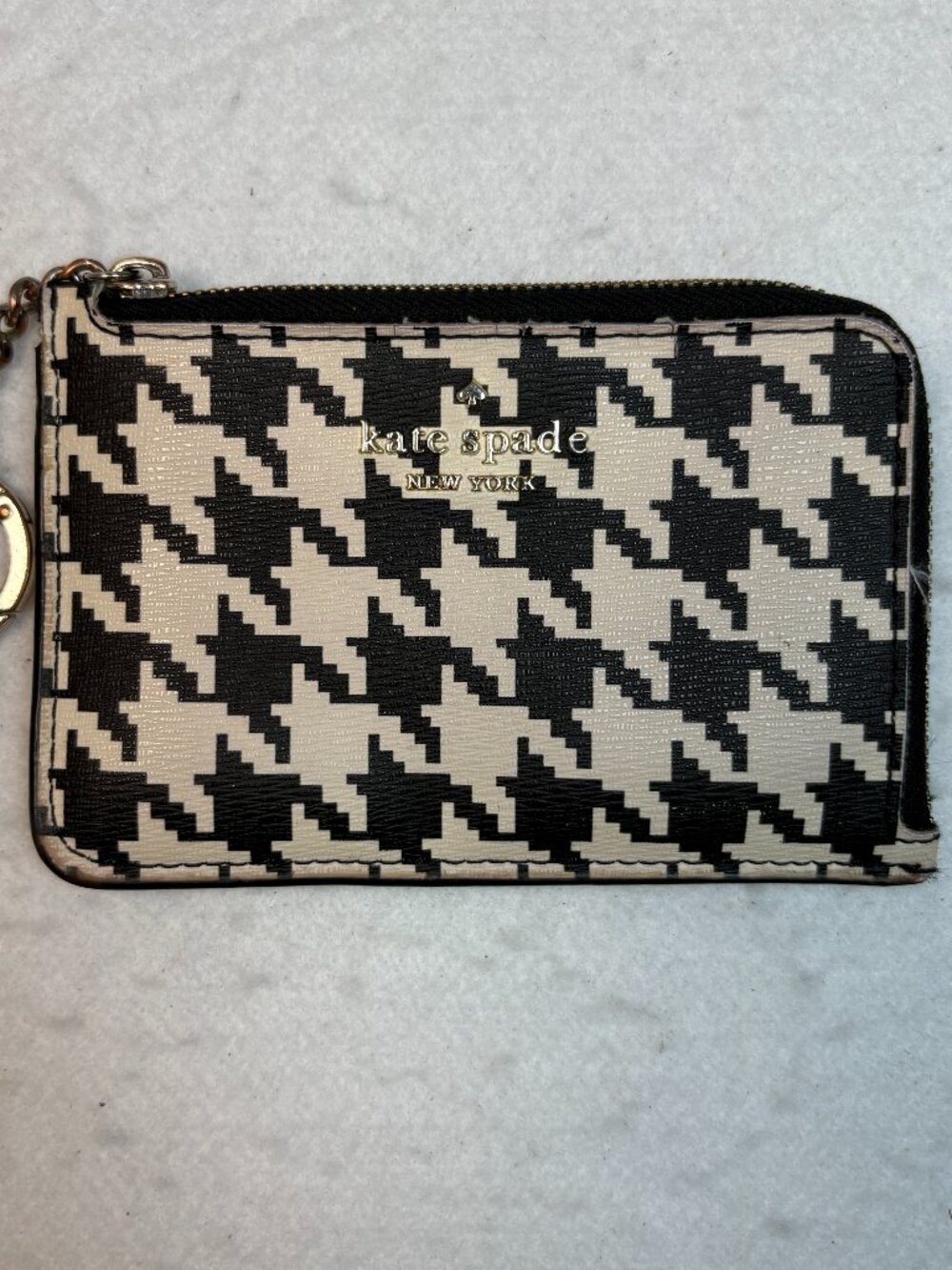 Kate Spade Darcy Houndstooth L-Zip Wallet Keychain Preppy Chic Retro Mod Classic